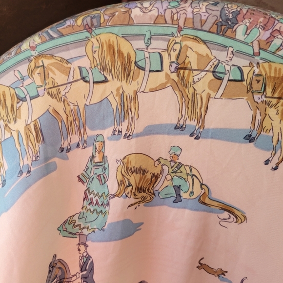 Vintage HERMÈS Cirque Molier silk scarf - Picture 7 of 11